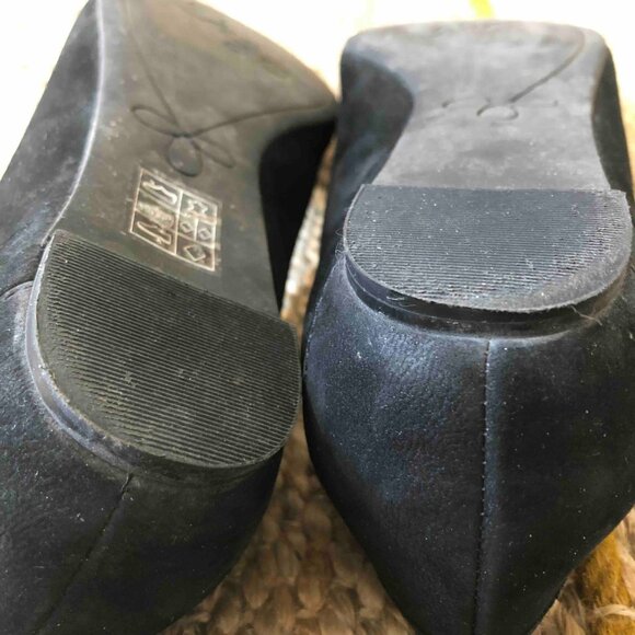 Enzo Angiolini Black Suede Pointed Toe Flats size 8 - Picture 4 of 6